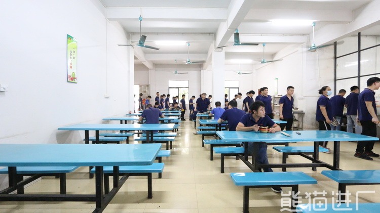 东莞市夏阳精密钨钢有限公司食堂环境图5