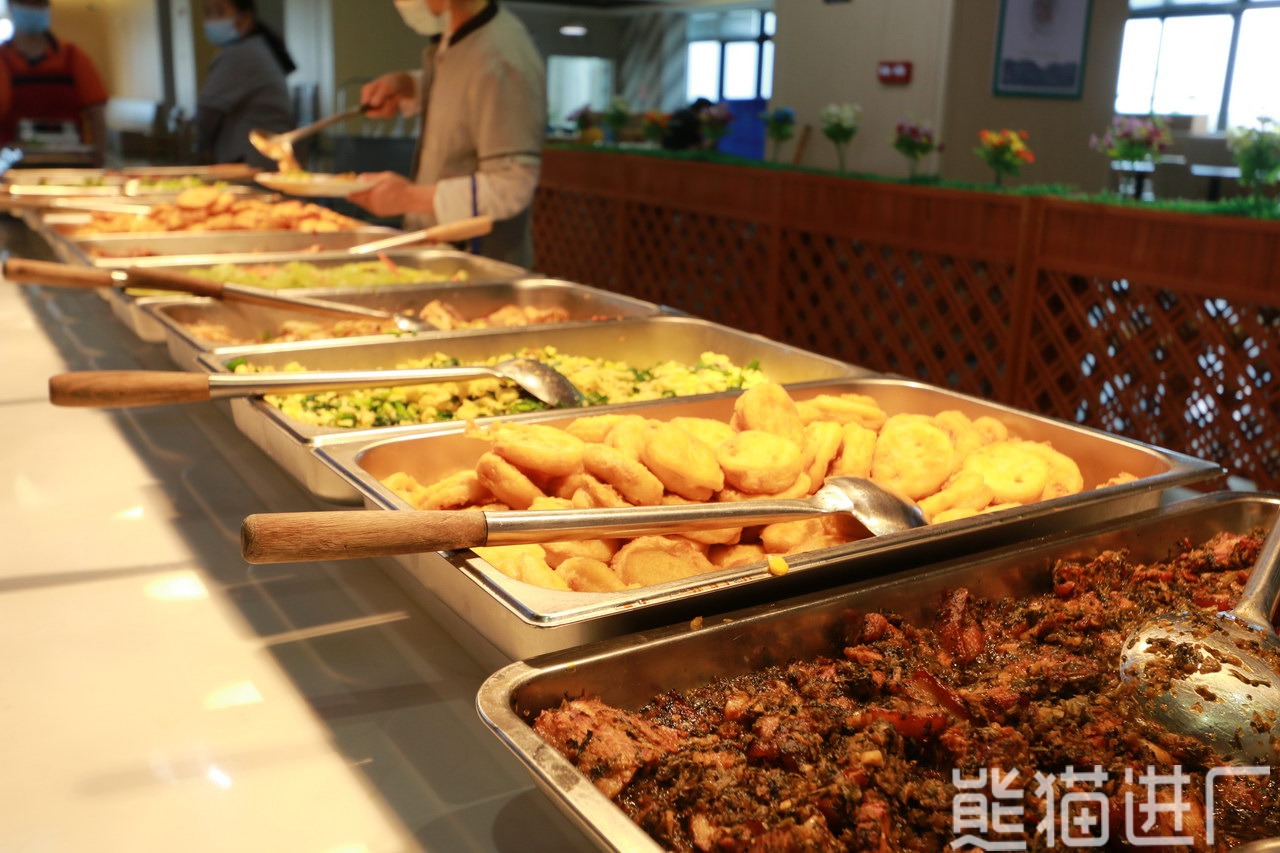 东莞市宇瞳光学科技股份有限公司食堂环境图2