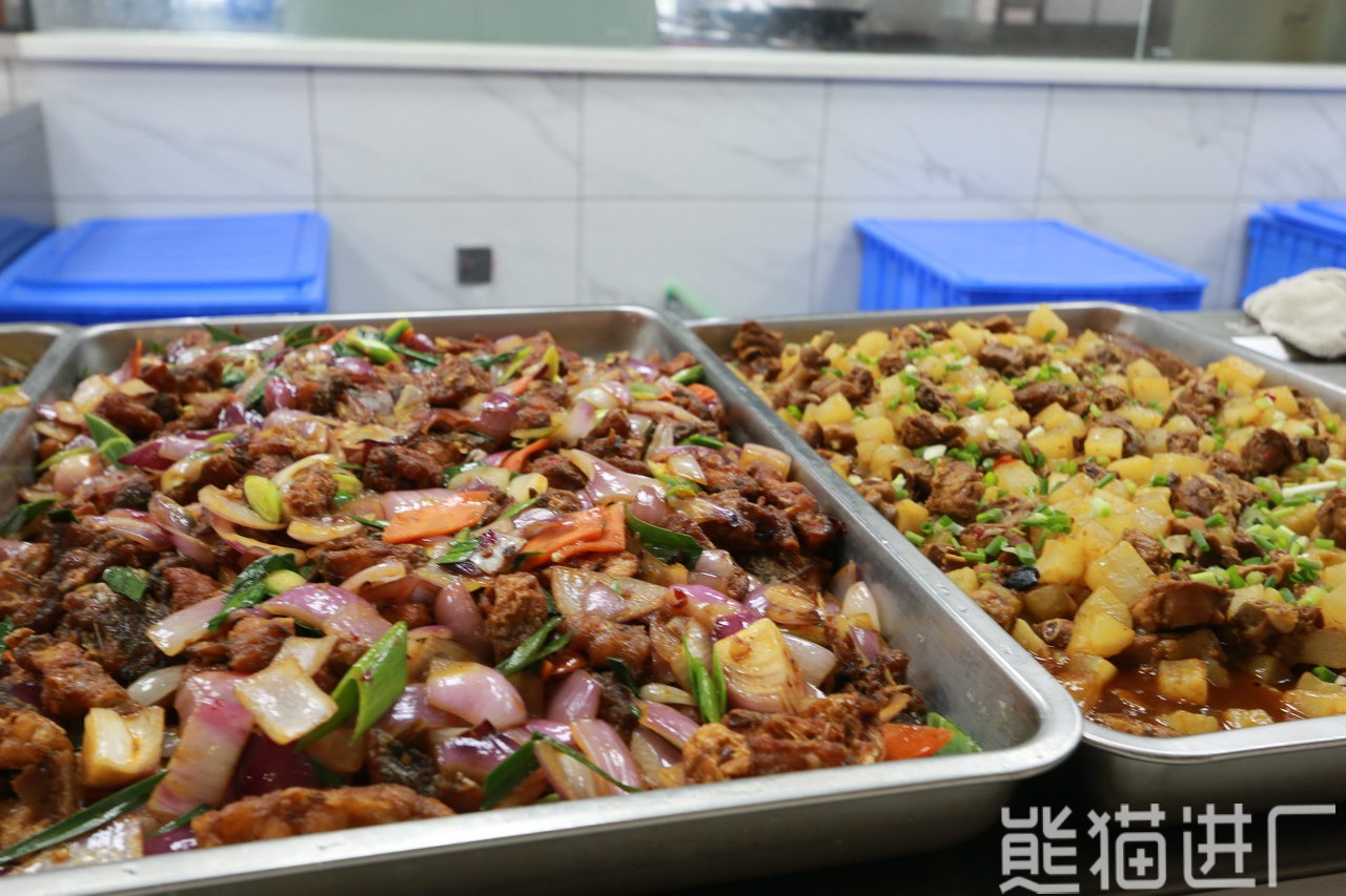 东莞市宇瞳光学科技股份有限公司食堂环境图9