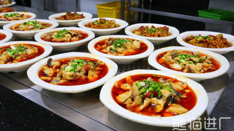 东莞宇球电子股份有限公司食堂环境图1