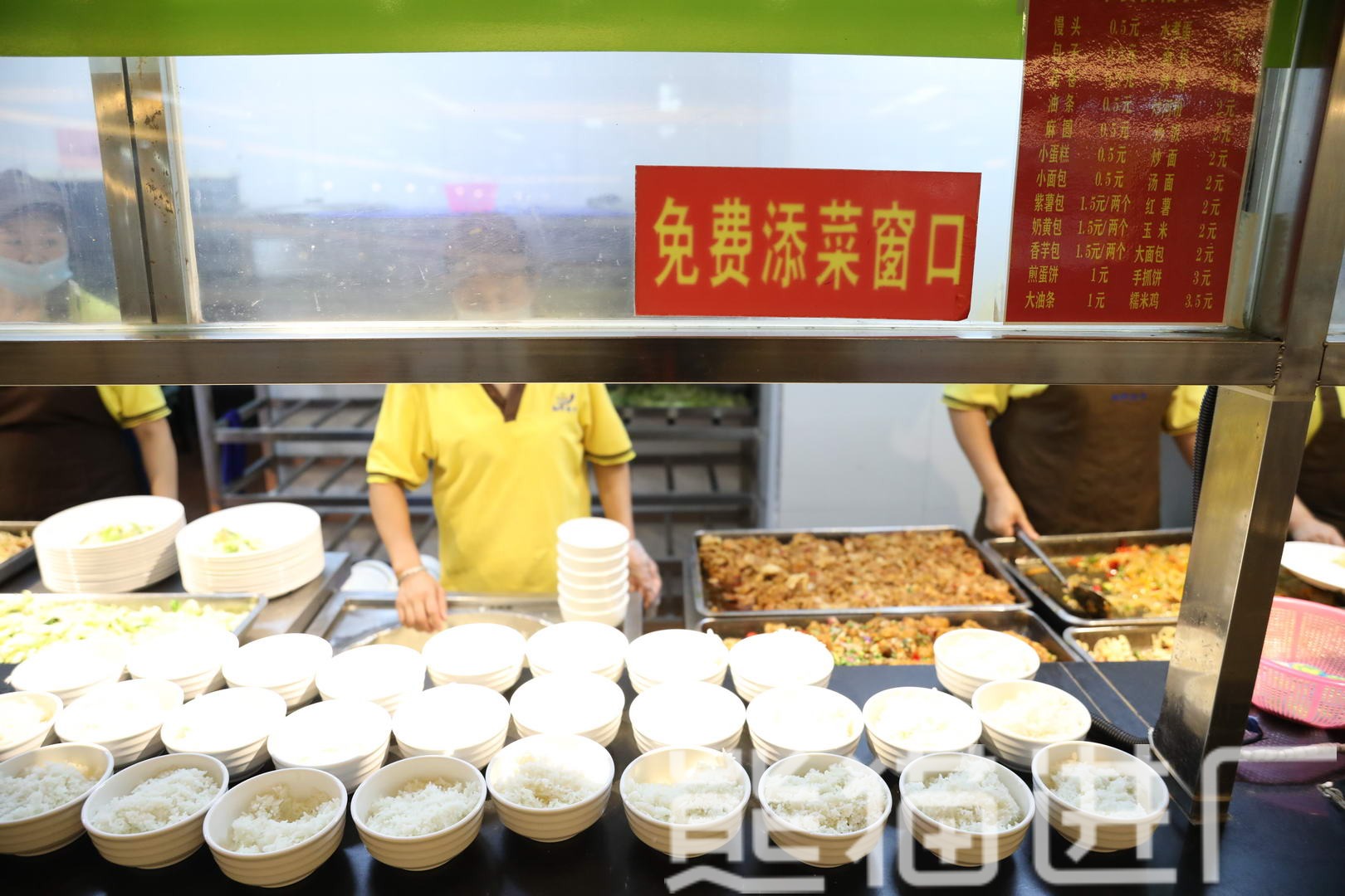 东莞东聚电子电讯制品有限公司食堂环境图14