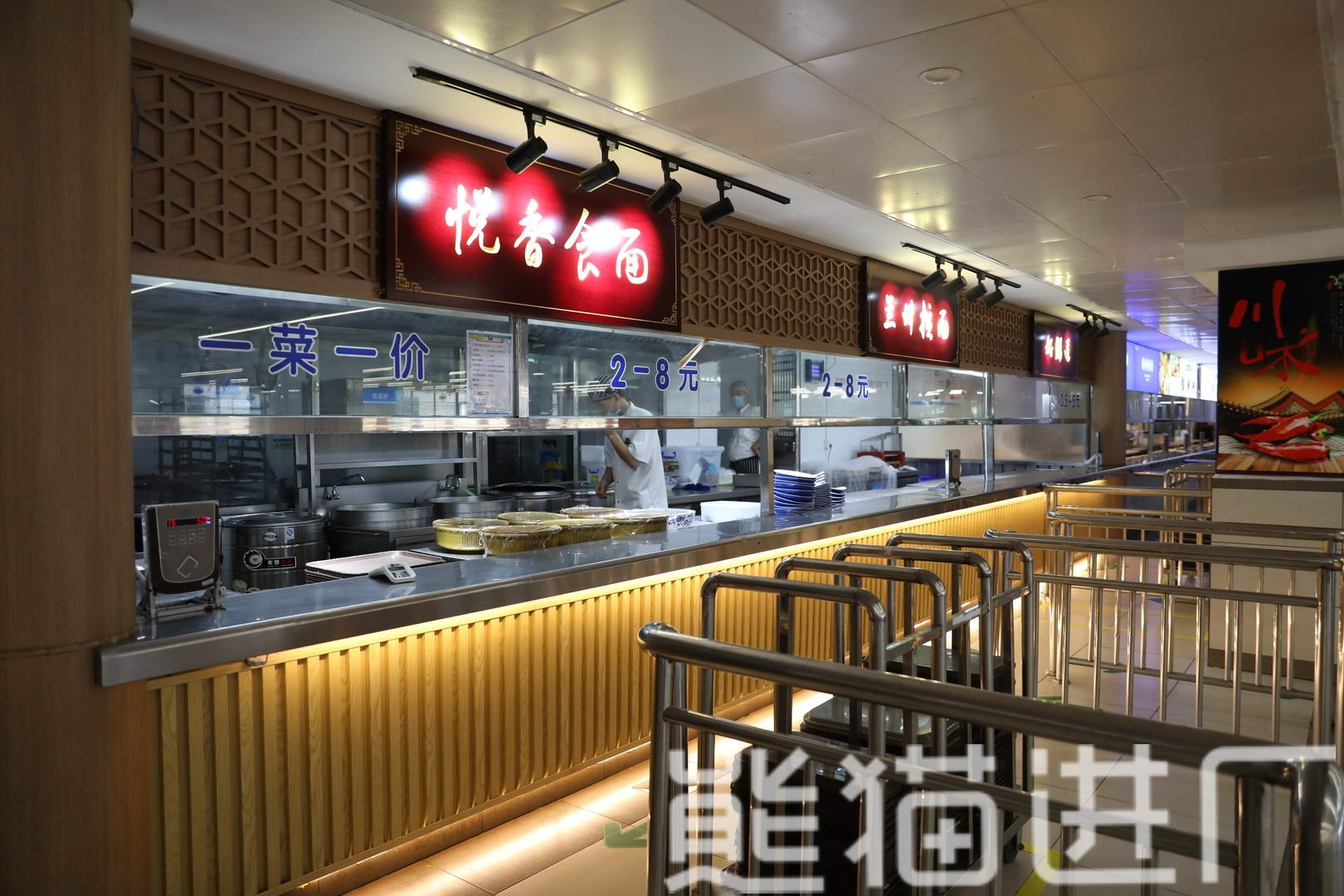东莞东聚电子电讯制品有限公司食堂环境图24