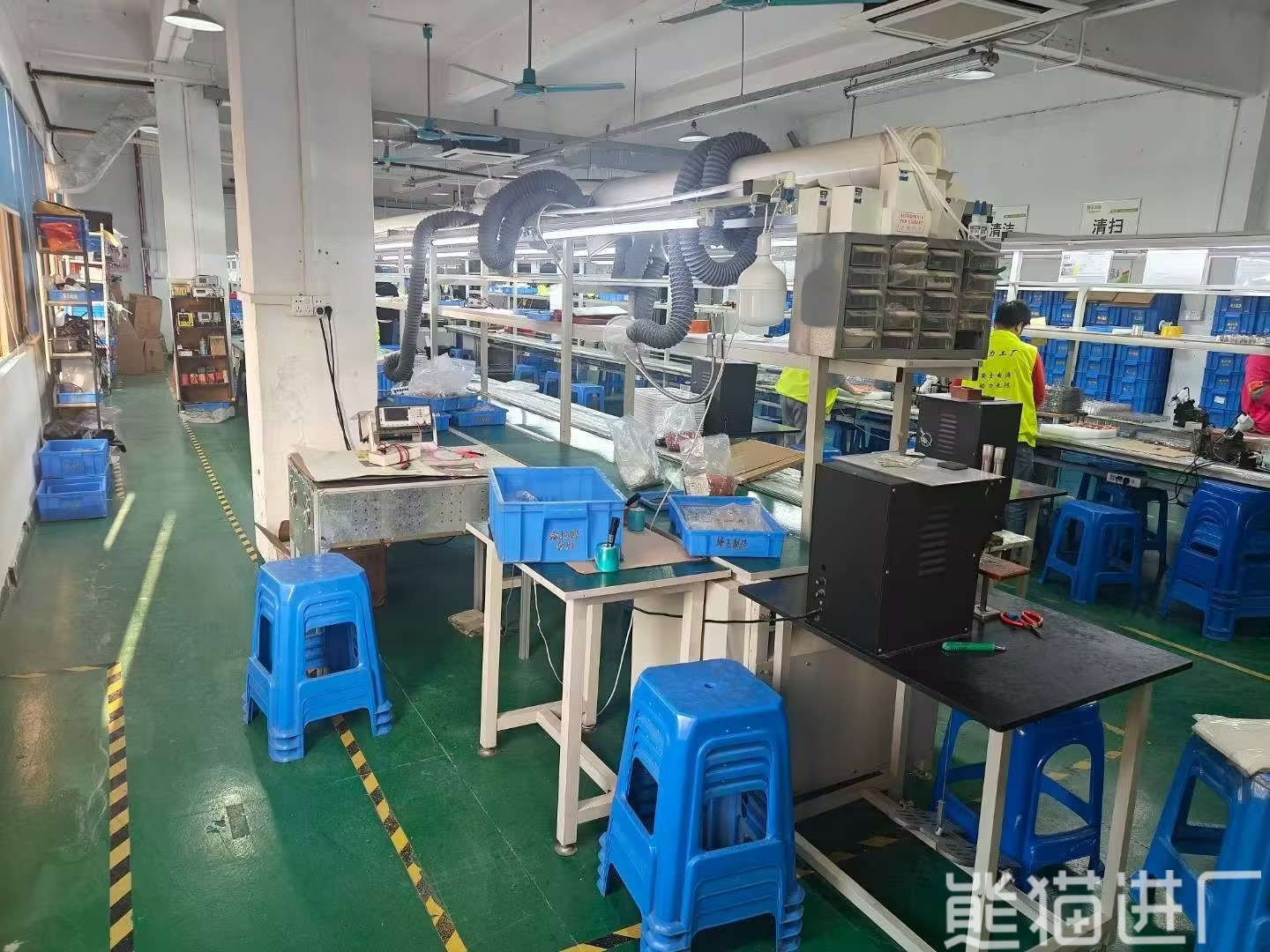 点焊工工作环境图1